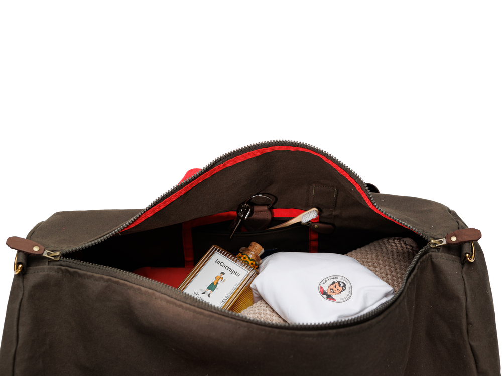 InCorrupto Dufflebag
